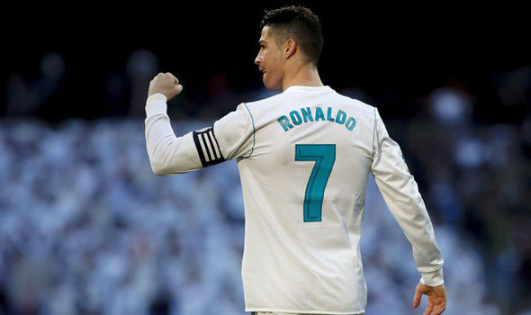 Ronaldo apresenta camisa para o Manchester United Rashford